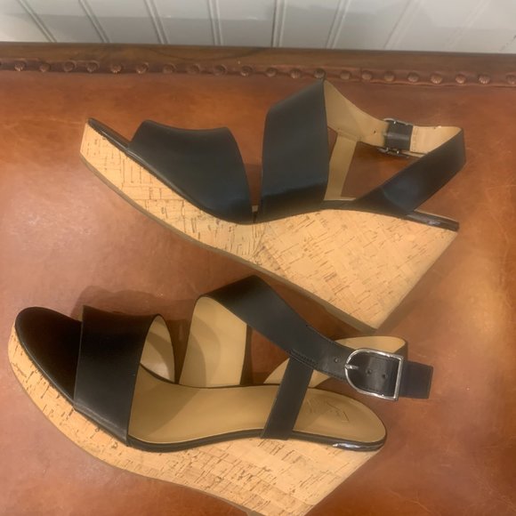 Franco Sarto, Black with Cork Wedges, Size 9.5M - Picture 6 of 7